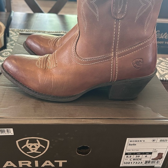 Ariat Women's Brown Sugar "Darlin"  Leather Western Boots - Picture 5 of 5